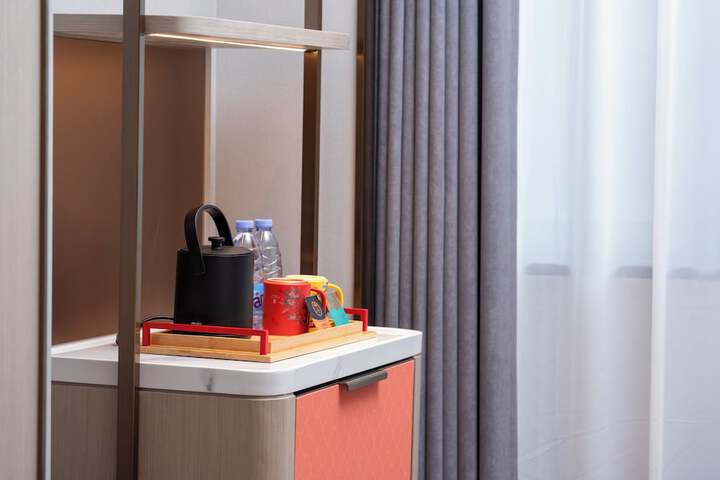 Room 43 of 89
