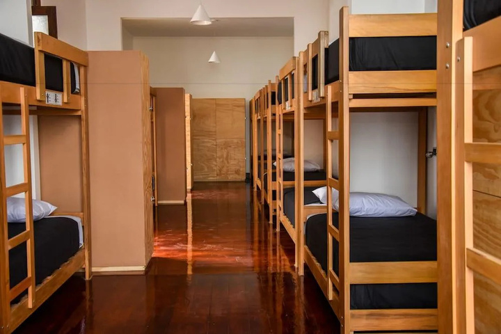 Room 5 of 12