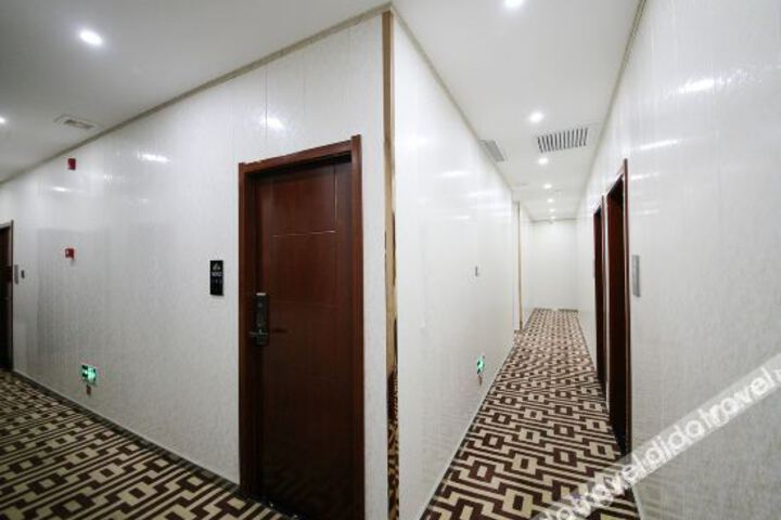 Hotel Interior 20 of 37