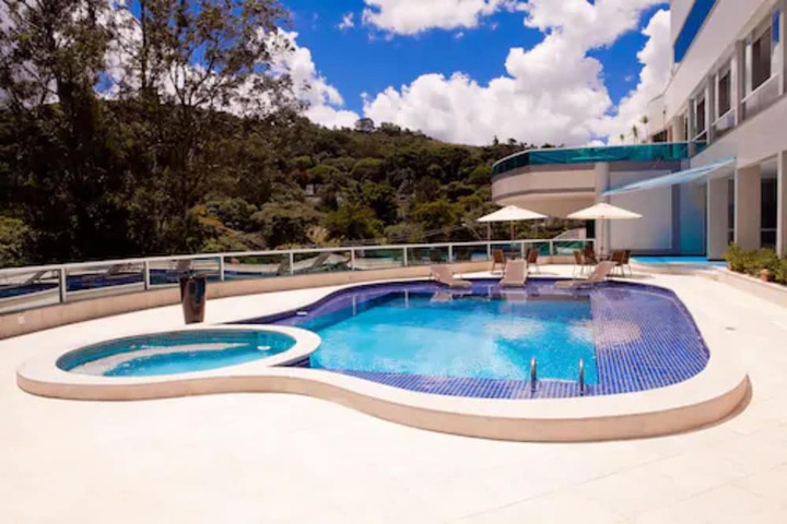 Pool Hotel