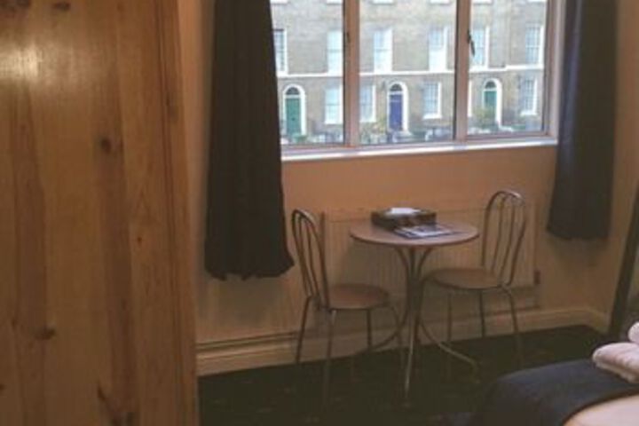 Room 35 of 82