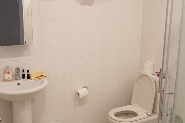 Room 16 of 24