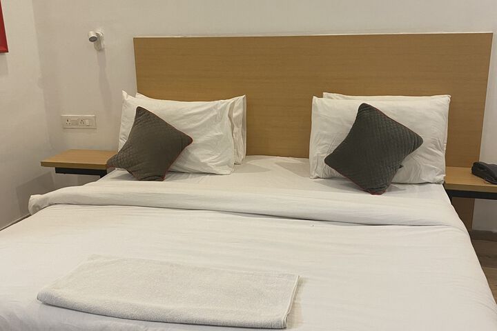 Room 47 of 60