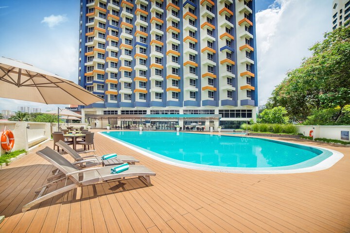 Exterior of Oakwood Hotel & Residence Kuala Lumpur
