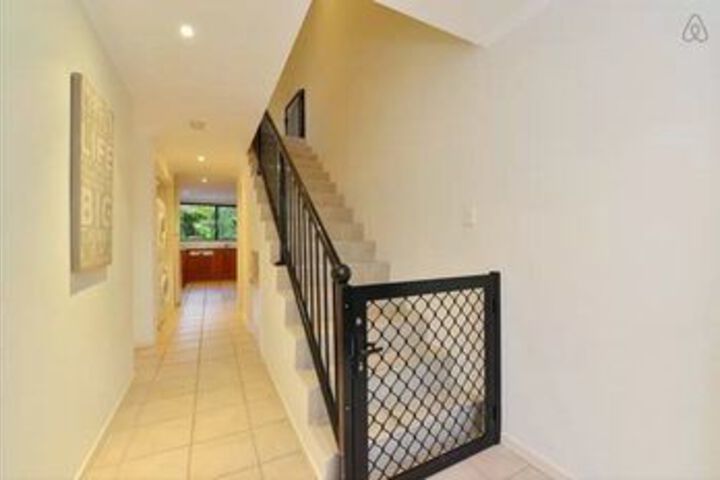 Ballroom/Hall 16 of 44