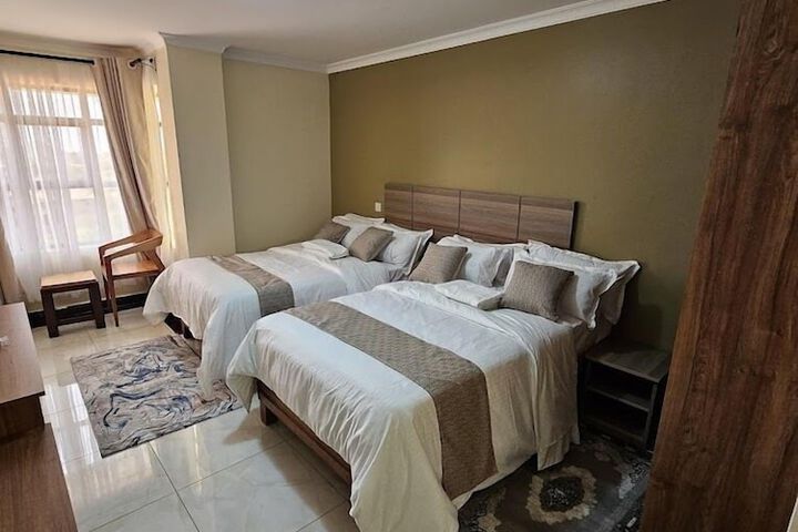 Room 2 of 61