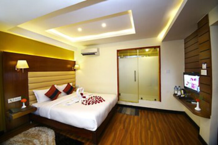 Room 127 of 339