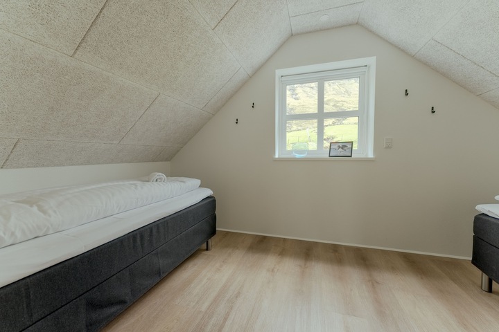 Room 7 of 22