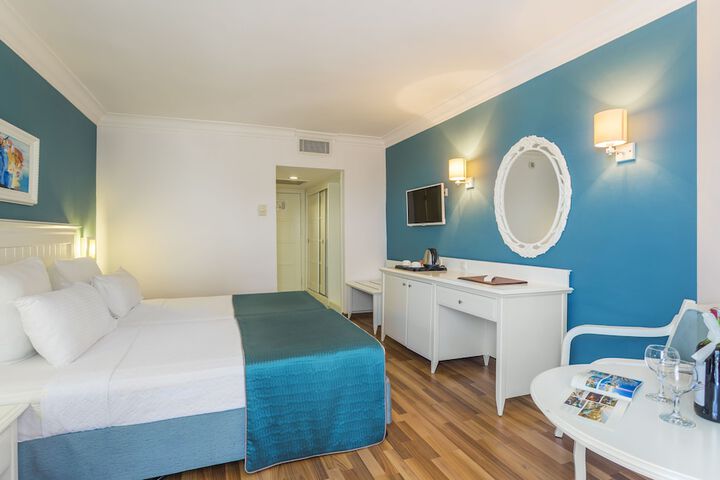 Room 7 of 39