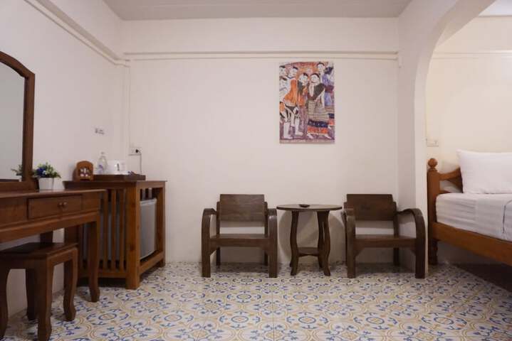 Room 19 of 35