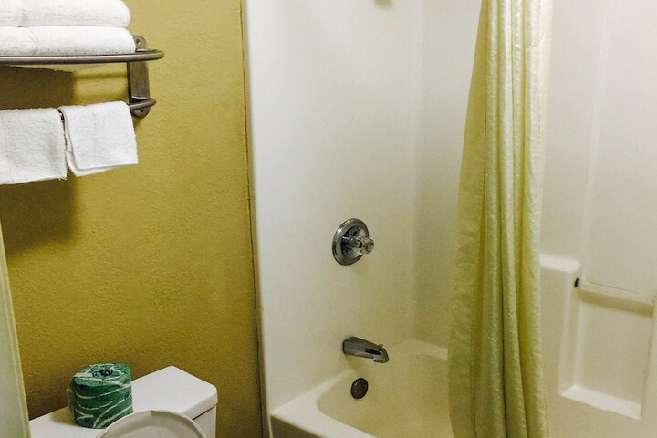 Econo Lodge Mansfield