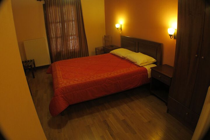 Room 7 of 46