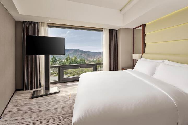 Room 21 of 71
