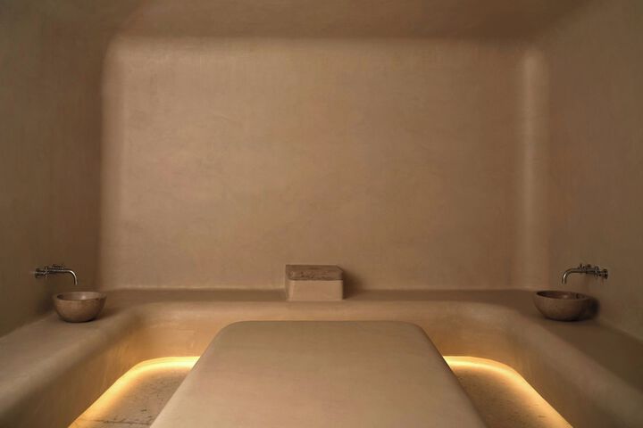 Spa 102 of 168