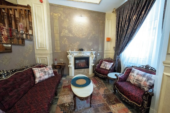 Hotel Interior 8 of 128