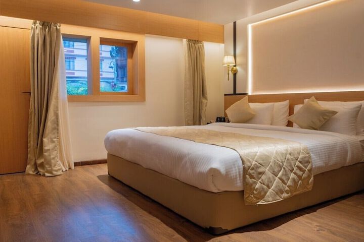 Room 8 of 61
