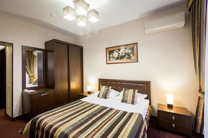 Room 16 of 85