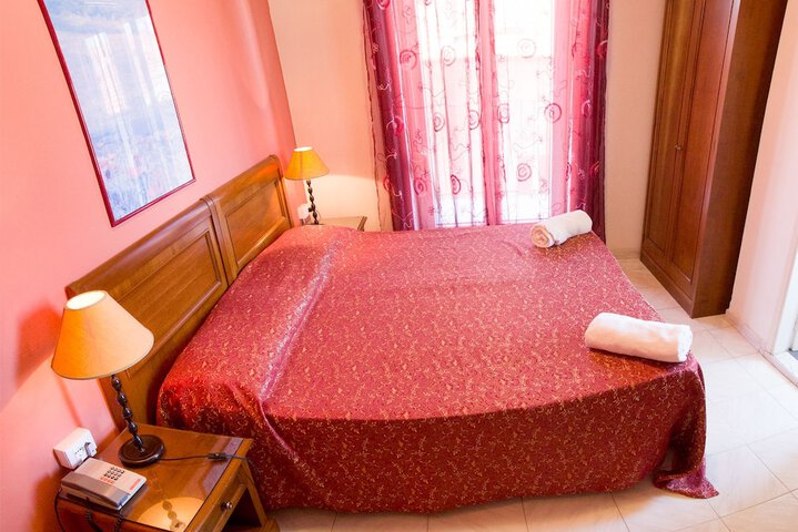 Room 19 of 60