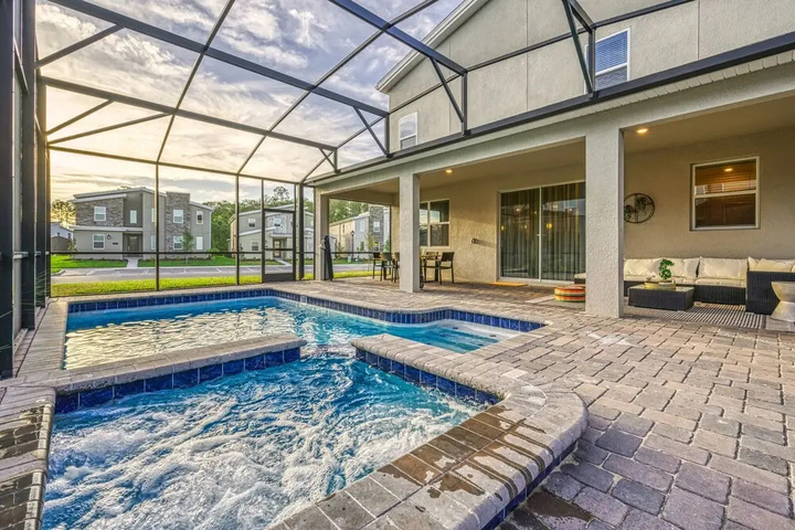 Pool 16 of 31
