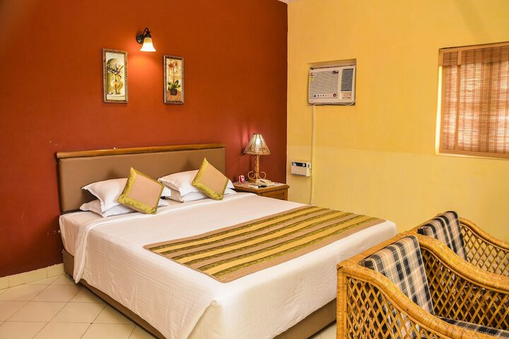 Room 15 of 120