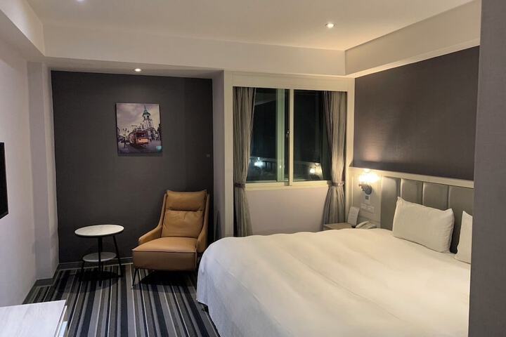 Room 29 of 74