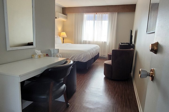 Room 31 of 85