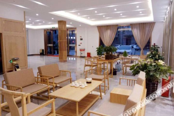 Hotel Interior 5 of 11