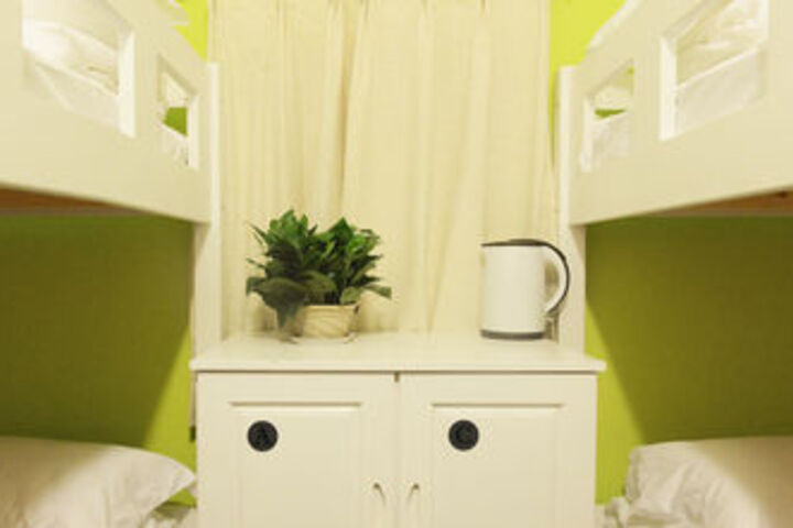 Room 28 of 55