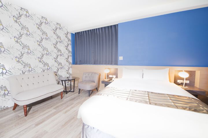 Room 16 of 39