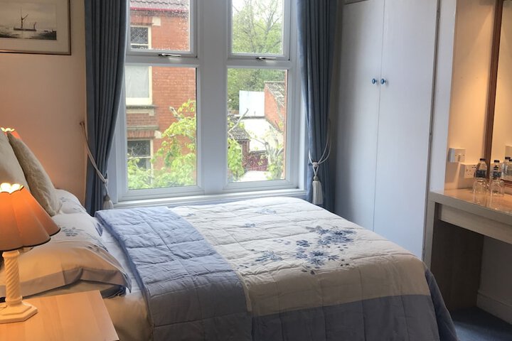 Room 30 of 68