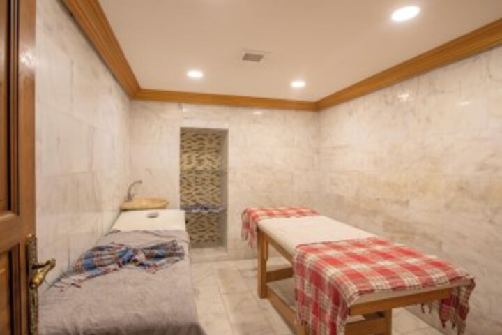 Spa 16 of 29