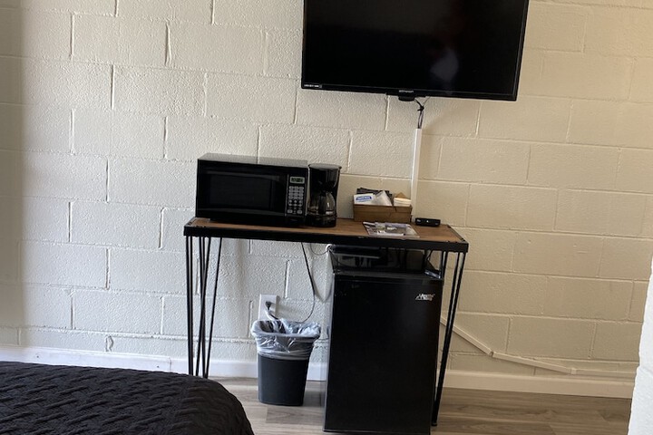 Room 5 of 61