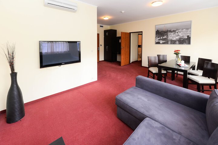 Room 27 of 55
