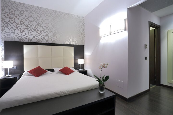 Room 7 of 31