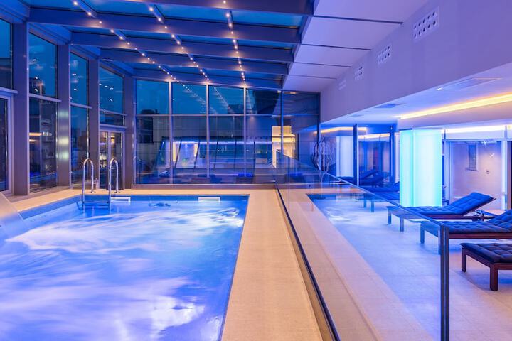 Pools & Facilities