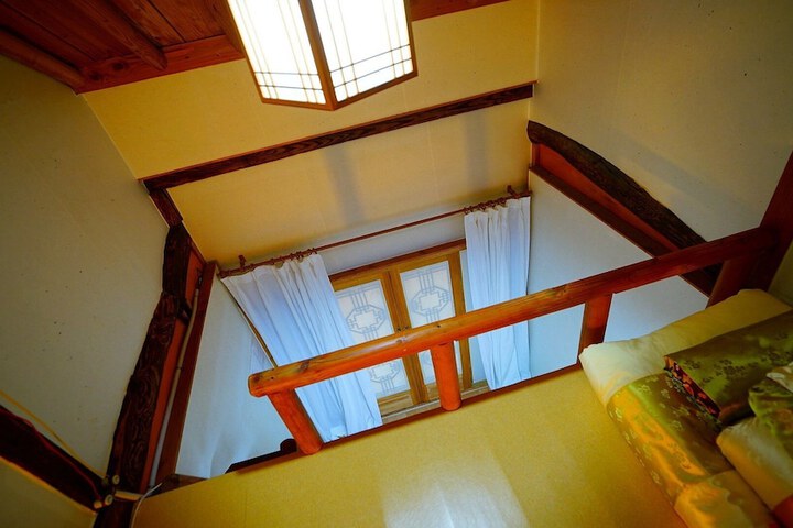 Room 14 of 38