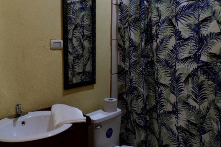 Room 9 of 20