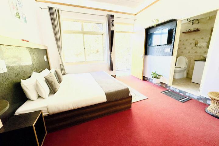 Room 11 of 51
