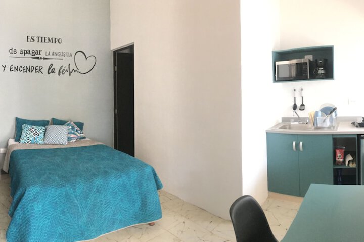 Room 4 of 34
