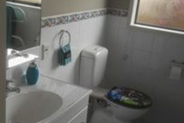 Room 5 of 35