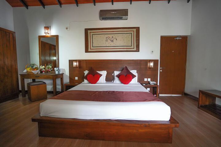 Room 12 of 54