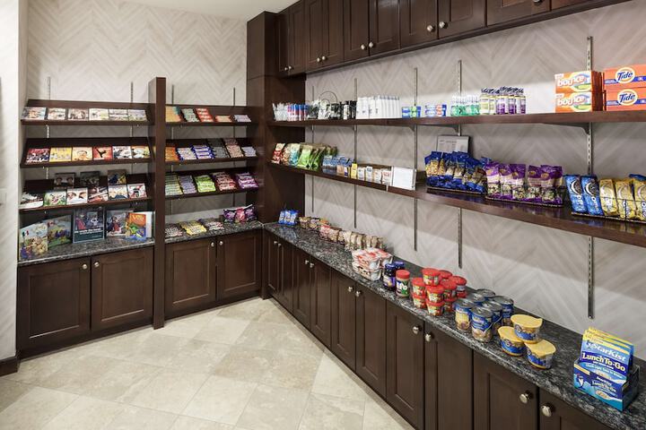 Snack bar