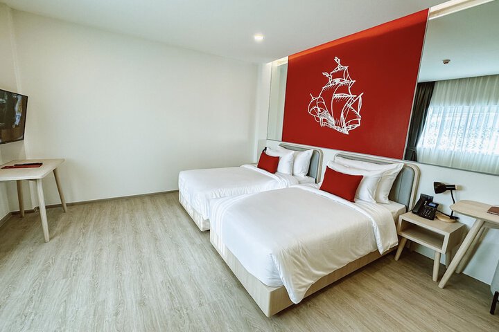 Room 40 of 190