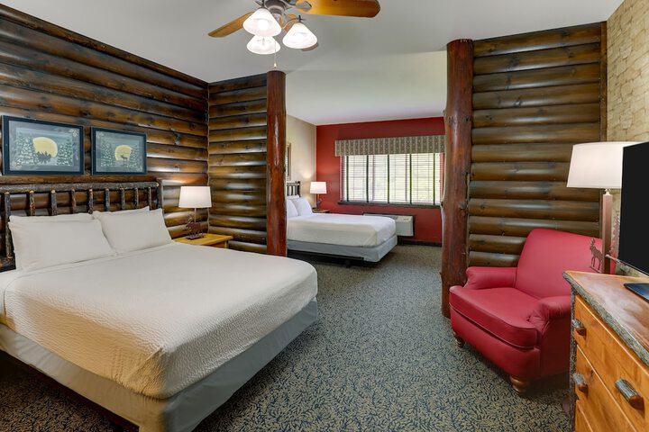 Expanded Queen Bed (1 of 5)