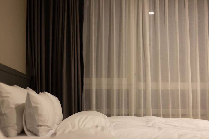 Room 9 of 48