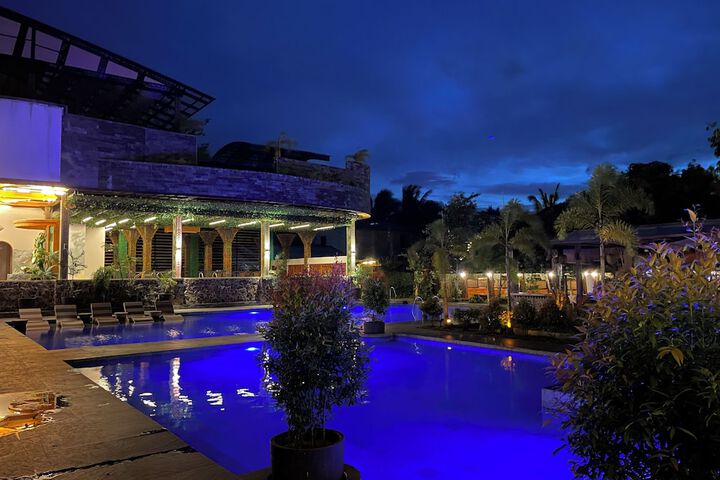 Pool 14 of 75