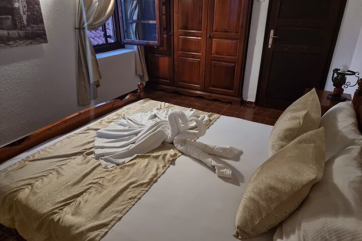 Room 16 of 129