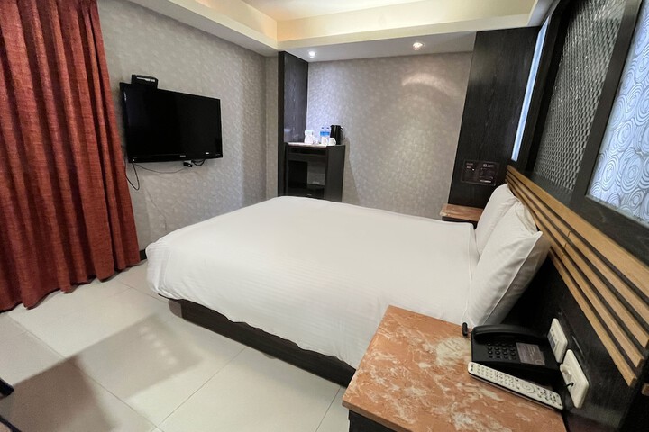 Room 26 of 72