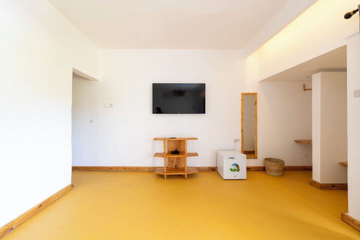 Room 26 of 138