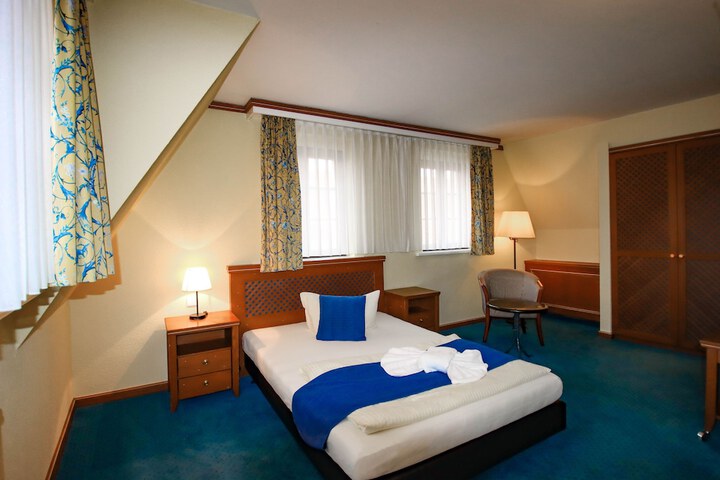 Room 14 of 62